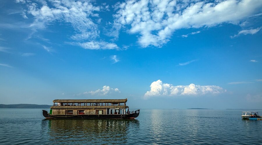 Hanwantia Island (Near Khandwa)